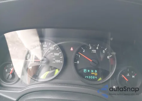 2013 Jeep Patriot Latitude z USA, uszkodzony, nr VIN 1C4NJRFBXDD248058